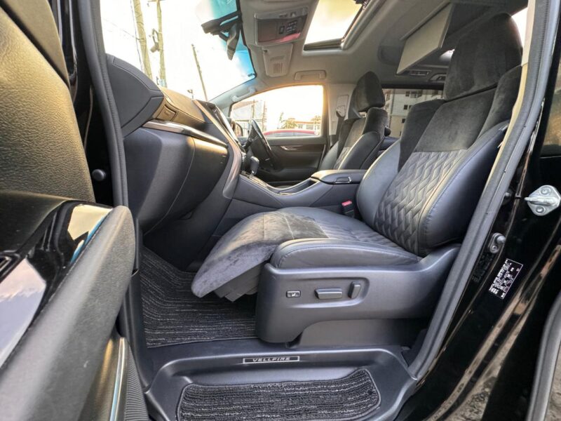 2017 Toyota Vellfire 2.5L